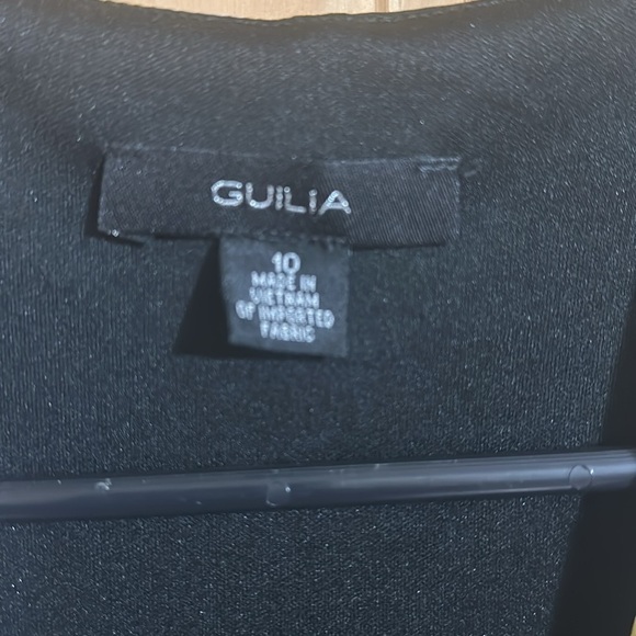 GUILIA Black and White Patterned Dress with Yellow Accents - Picture 2 of 5